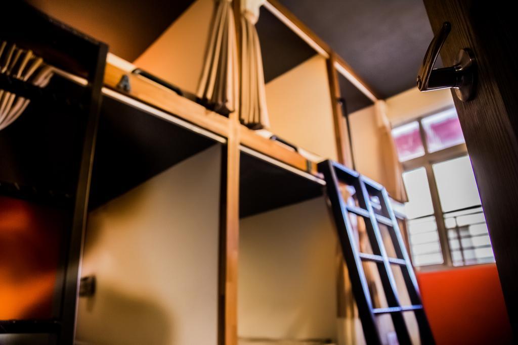 Knock Knock Hostel Καοσιούνγκ Εξωτερικό φωτογραφία