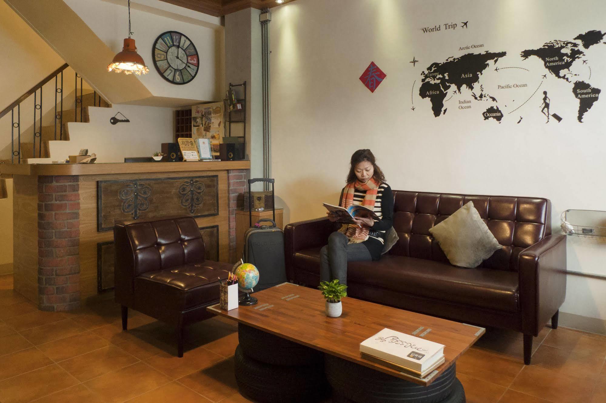 Knock Knock Hostel Καοσιούνγκ Εξωτερικό φωτογραφία