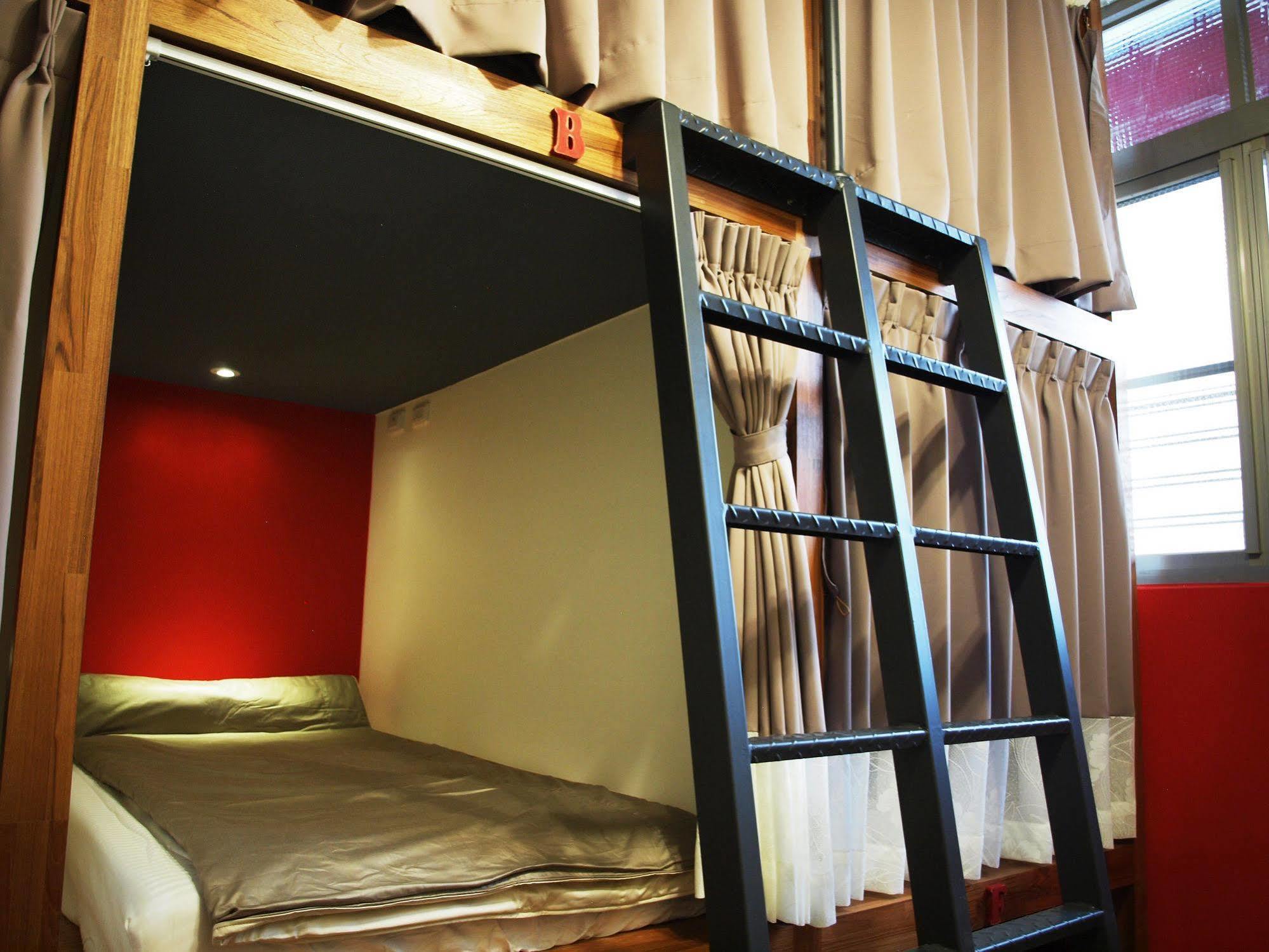 Knock Knock Hostel Καοσιούνγκ Εξωτερικό φωτογραφία