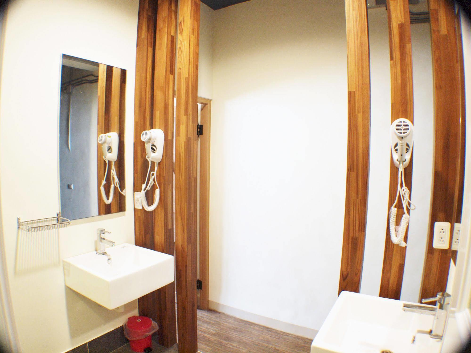 Knock Knock Hostel Καοσιούνγκ Εξωτερικό φωτογραφία